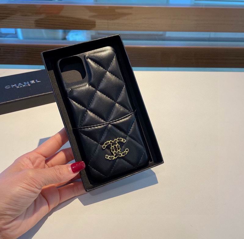 Chanel iphone 12-14pro max 37
